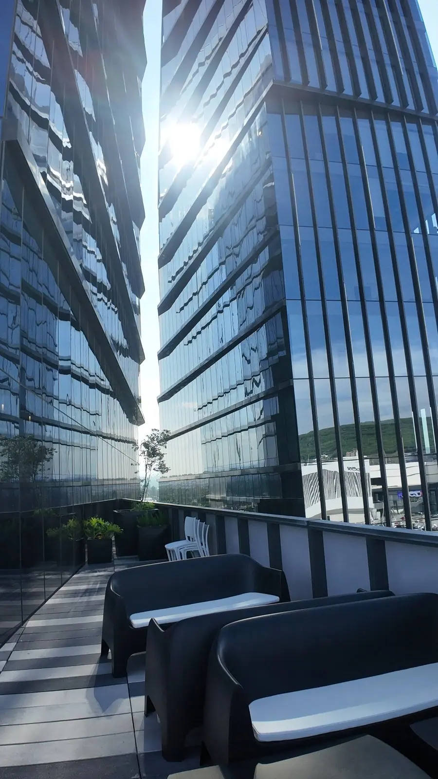 Oficina acondicionada · Amenidades premium · Edificio Level · Jurica Querétaro — foto 1