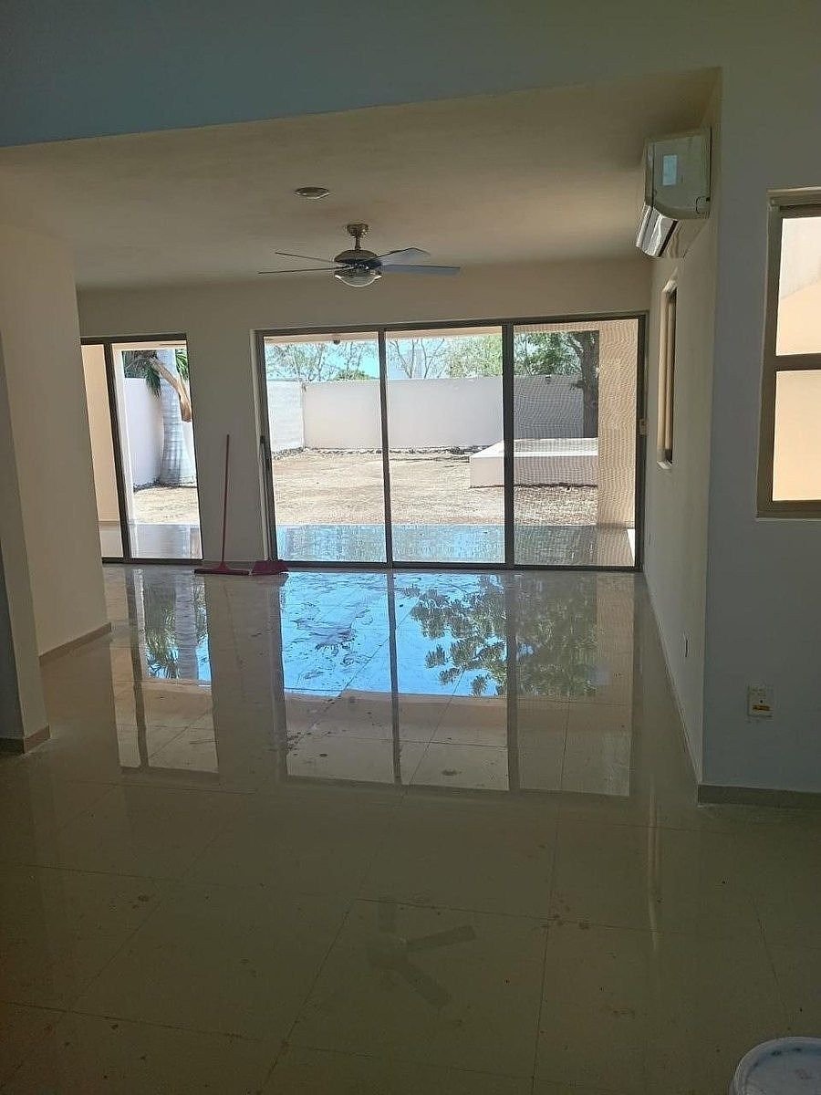 Casa en venta en Temozón Norte | 3 habitaciones | A pie de calle — foto 2